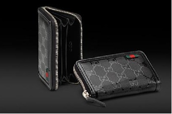 Gucci 2011春夏500飛雅特系列黑色防刮PVC防水布三層名片卡片零錢拉鍊包